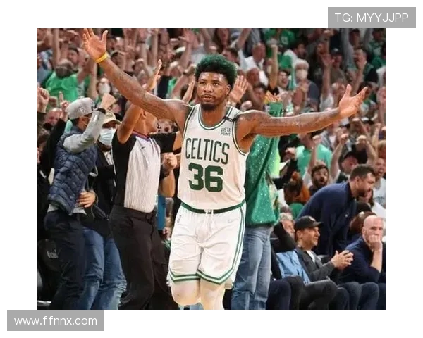 雷迪克点评斯玛特场上对抗激烈认为应增加出手机会提升表现